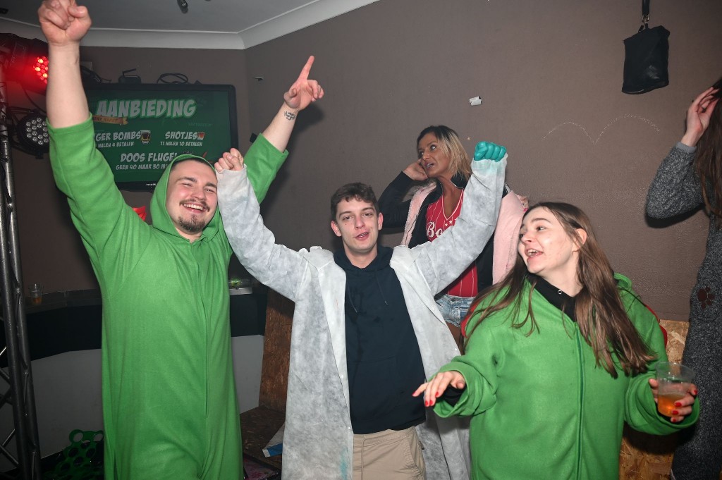 ../Images/Afterparty carnaval 2025 100.jpg